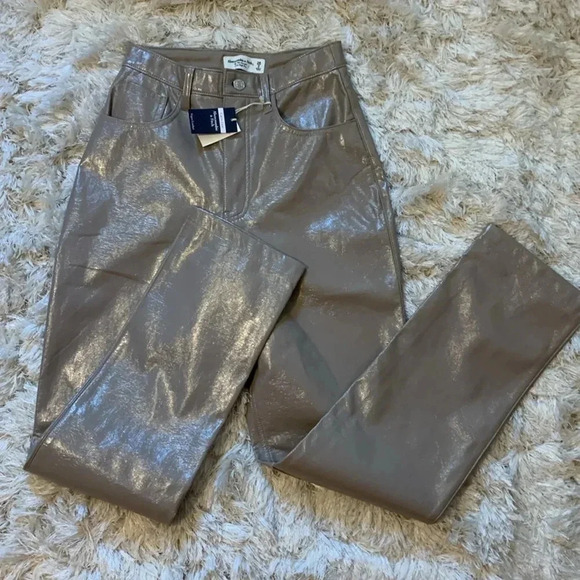 Abercrombie & Fitch Tan Pants - Picture 10 of 10